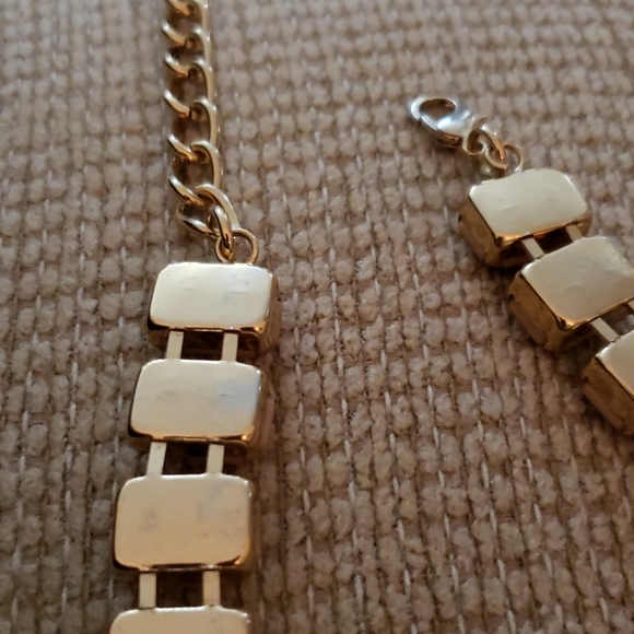 Fabulous Statement Piece Necklace - Picture 8 of 8